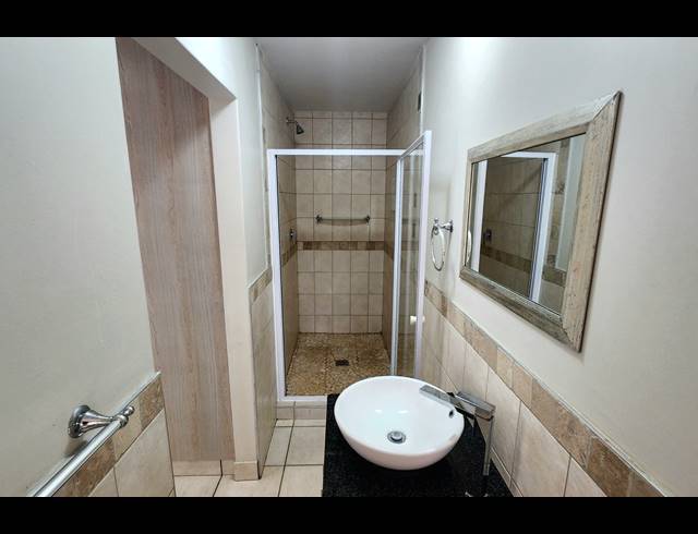4 BEDROOM FREESTANDING FOR SALE IN MONTE CHRISTO